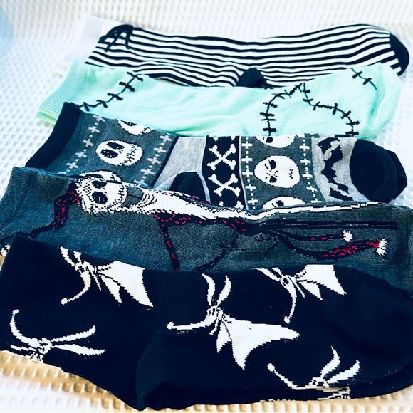 Disney's Nightmare Before Christmas Socks Bundle 12 - Picture 3 of 7